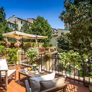 Ungherese Small Luxury Hotel Firenze